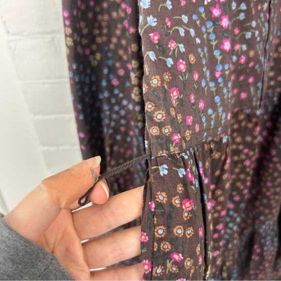 Summersalt The Countryside Poplin Tiered Shirtdress in Floral Prairie Chocolate - Picture 7 of 14